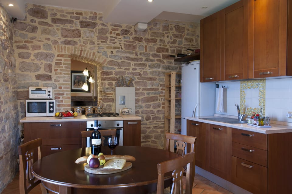 Kitchen, with Dining Area