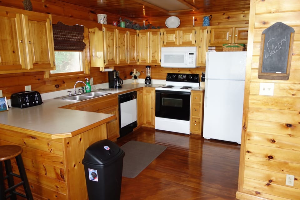 Fully equipped kitchen