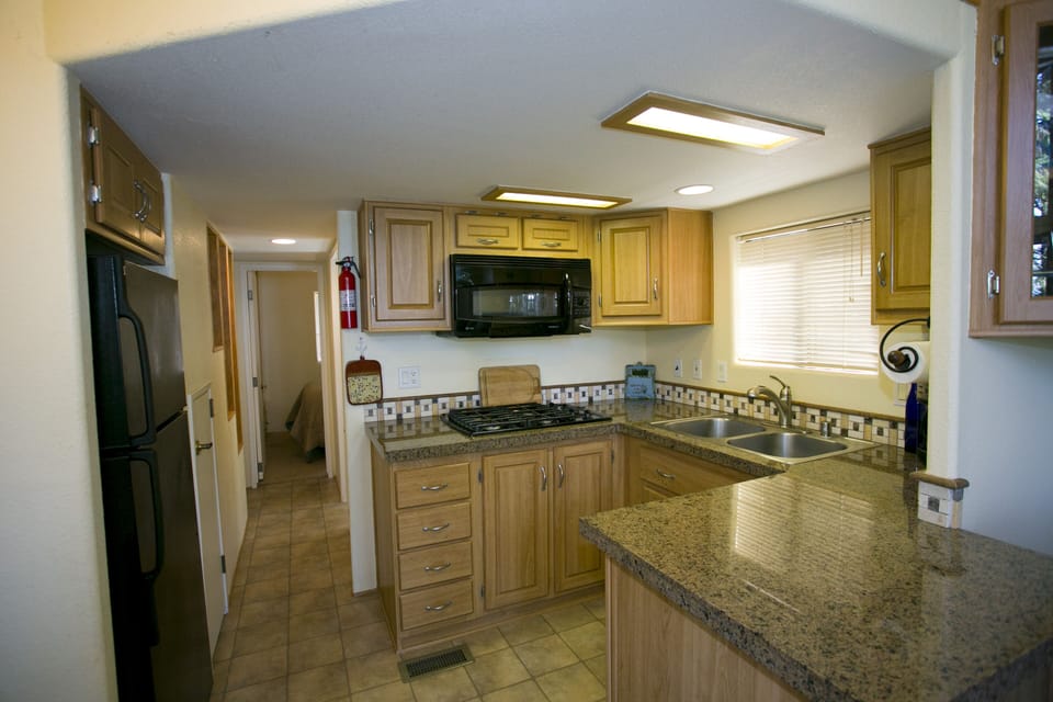 Kitchen Cabin 1.