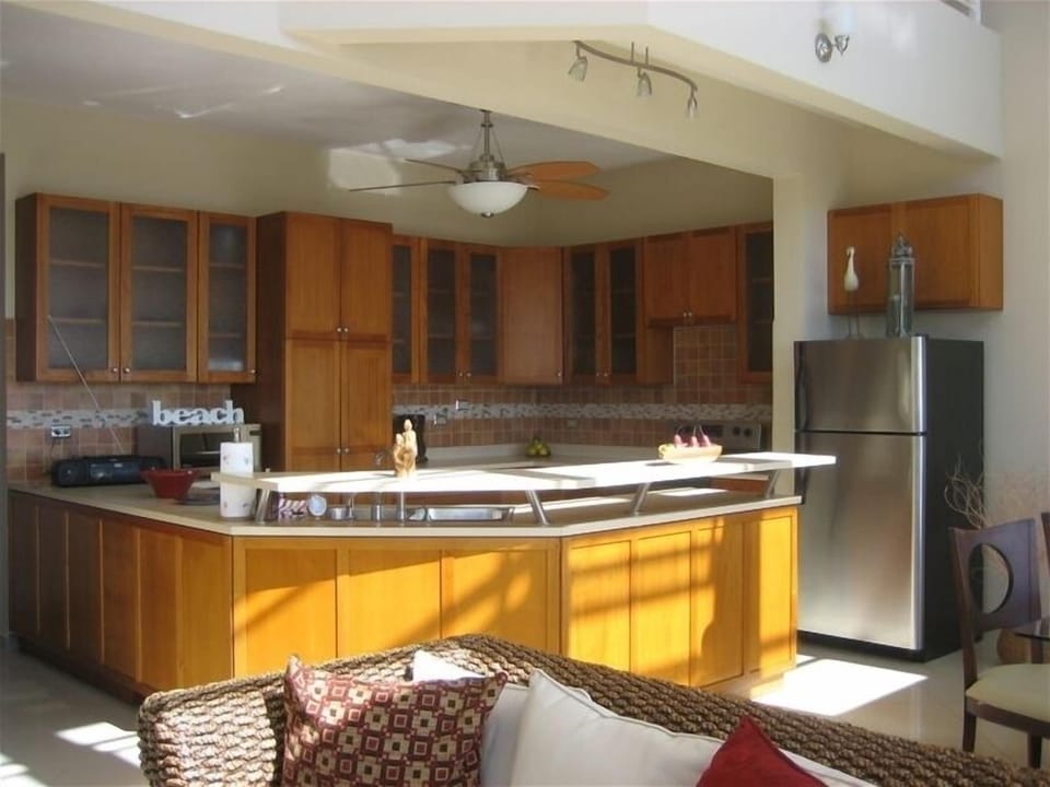 Modern Kitchen Cooking while Inspiring yourself with the Views of the Sea