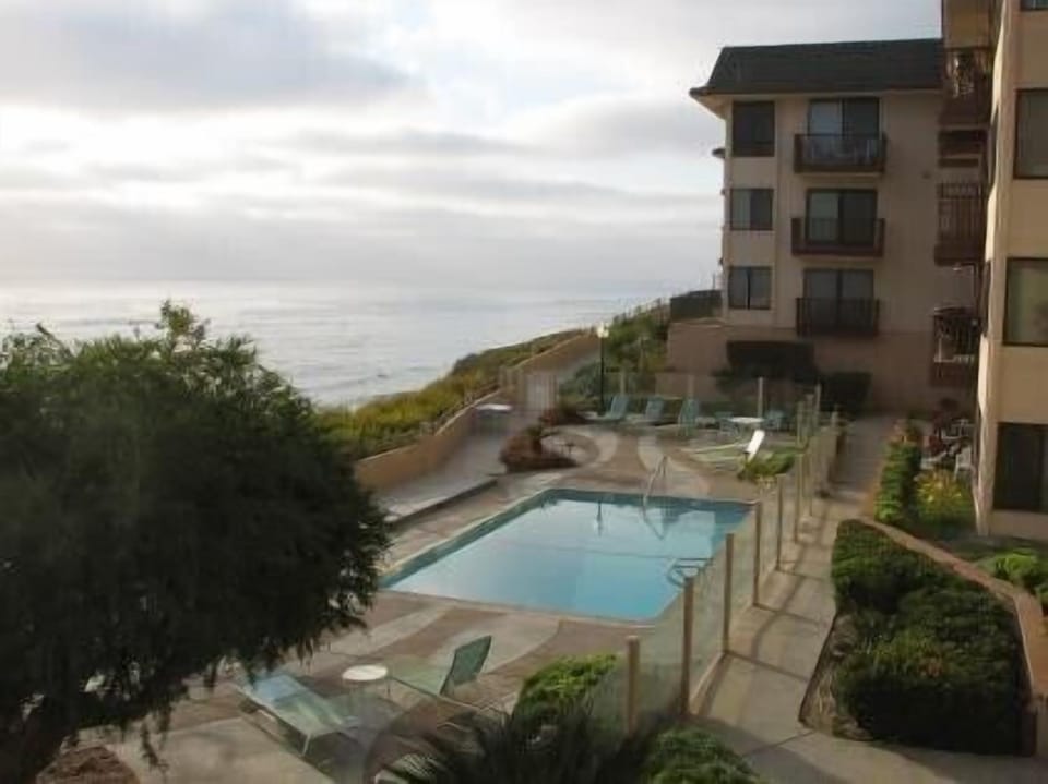 Front side pool (not view from condo)