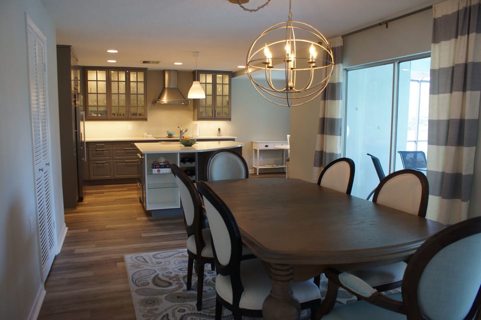Dining table extends to seat 8