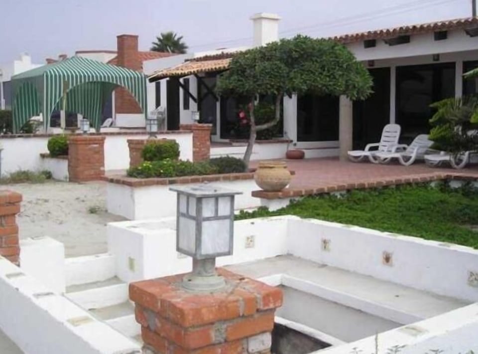 Ocean Front Patio with Jacuzzi and Firepit
