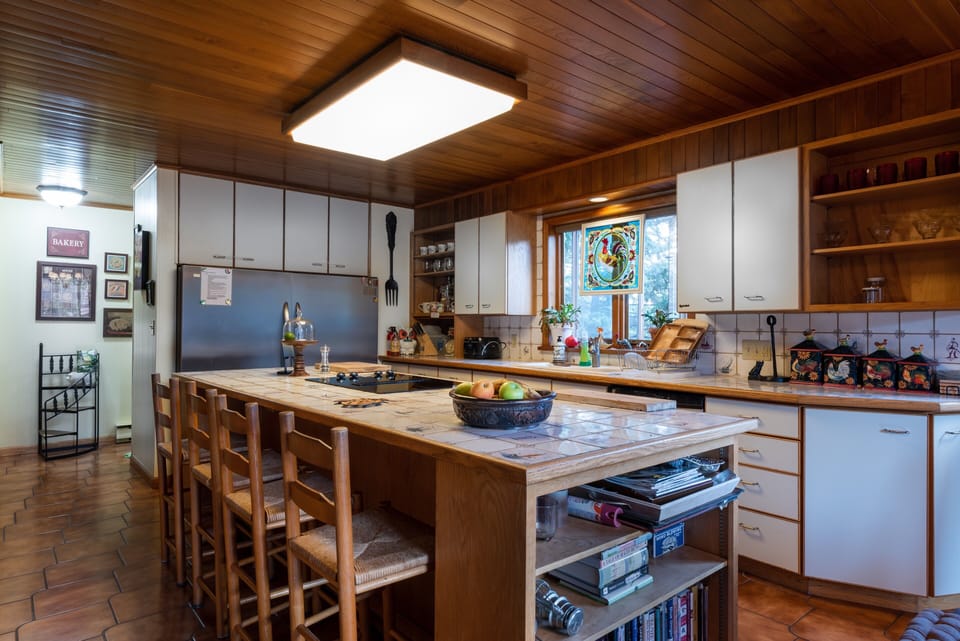 The Island and Everything You’ll Need To Create Amazing Meals. 