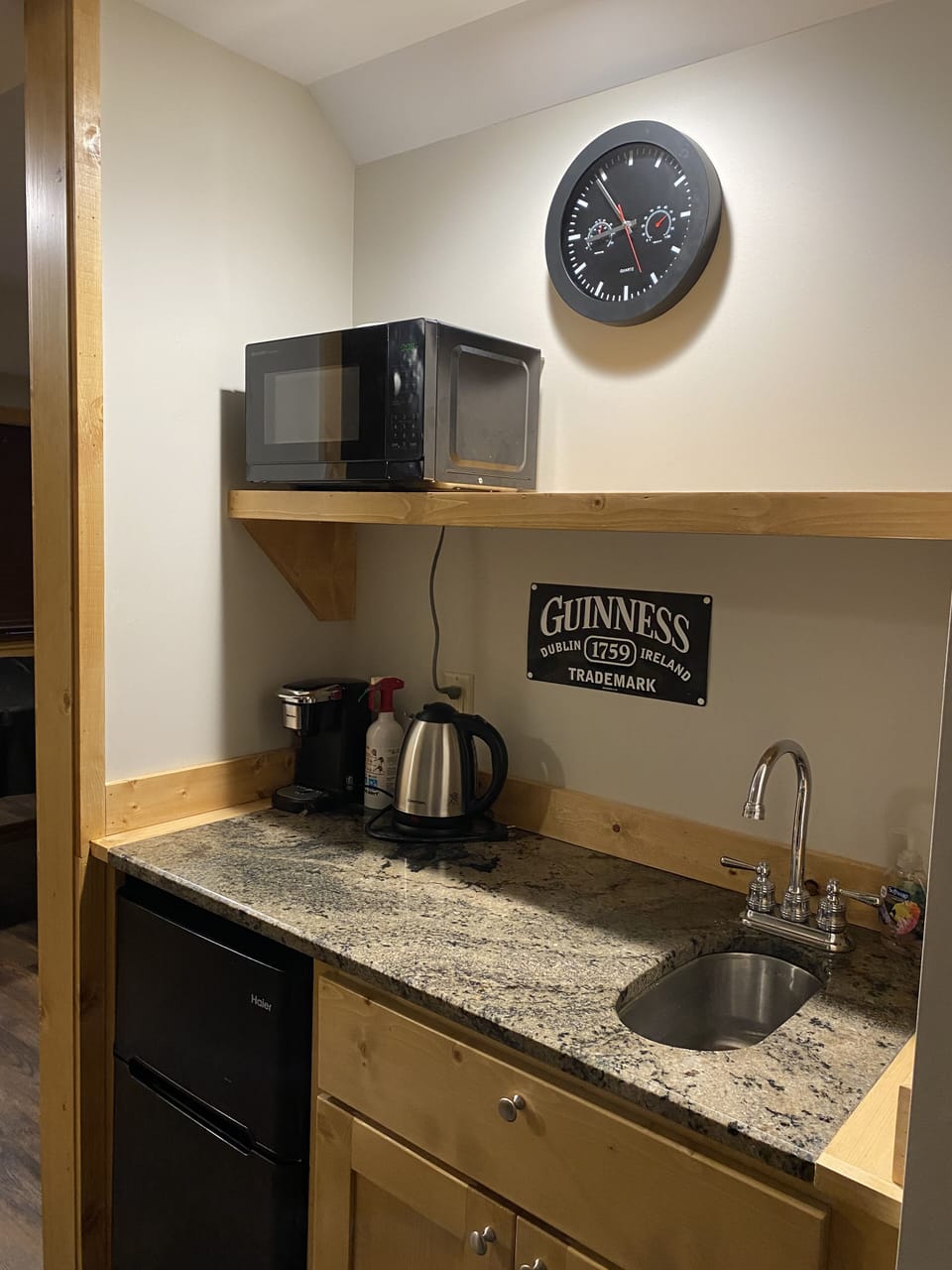 Wet bar/Kitchenette on the first floor