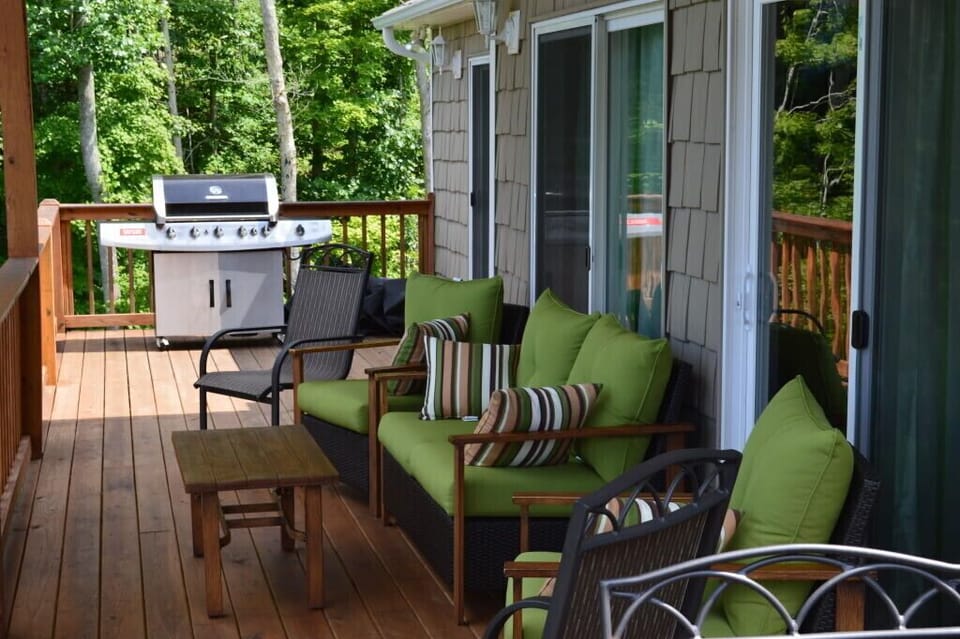 Main Level Deck Furniture