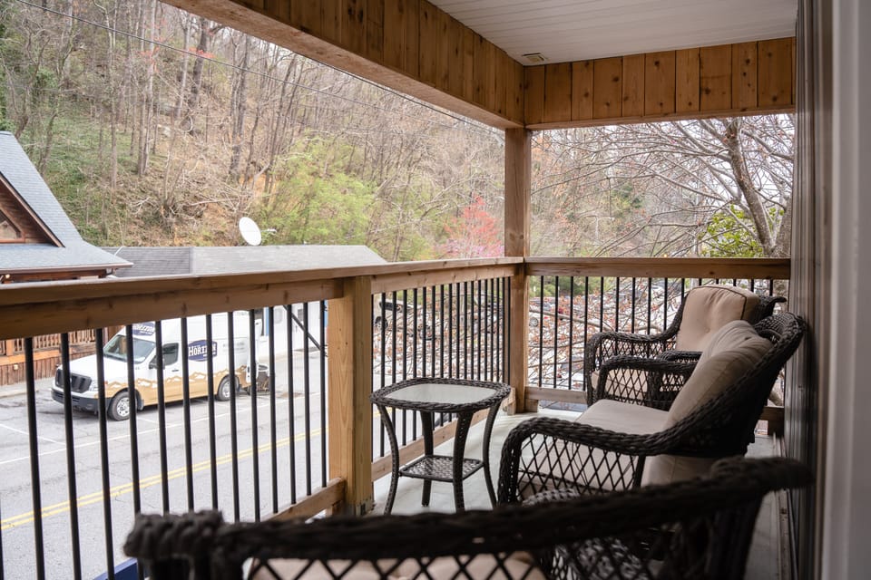 Front patio with stunning views of Main St and seating for up to 6!