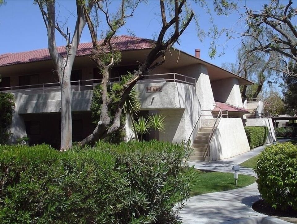 Sunny Upstairs end unit