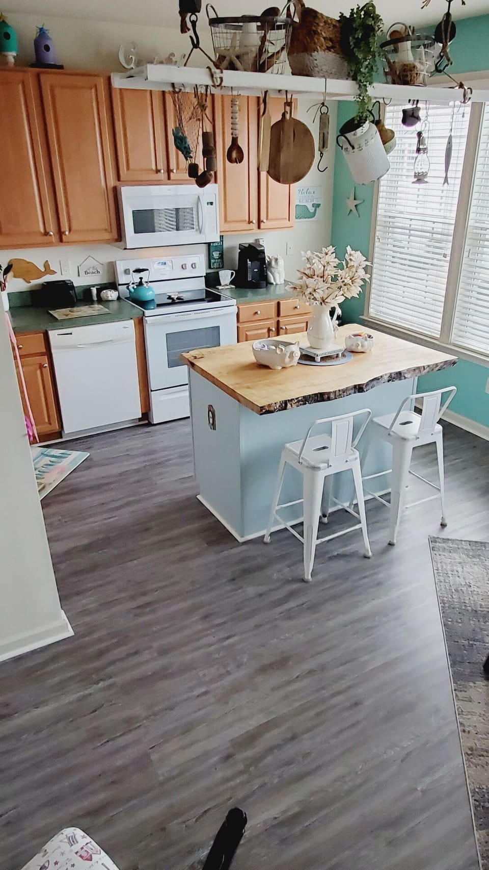 full service kitchen