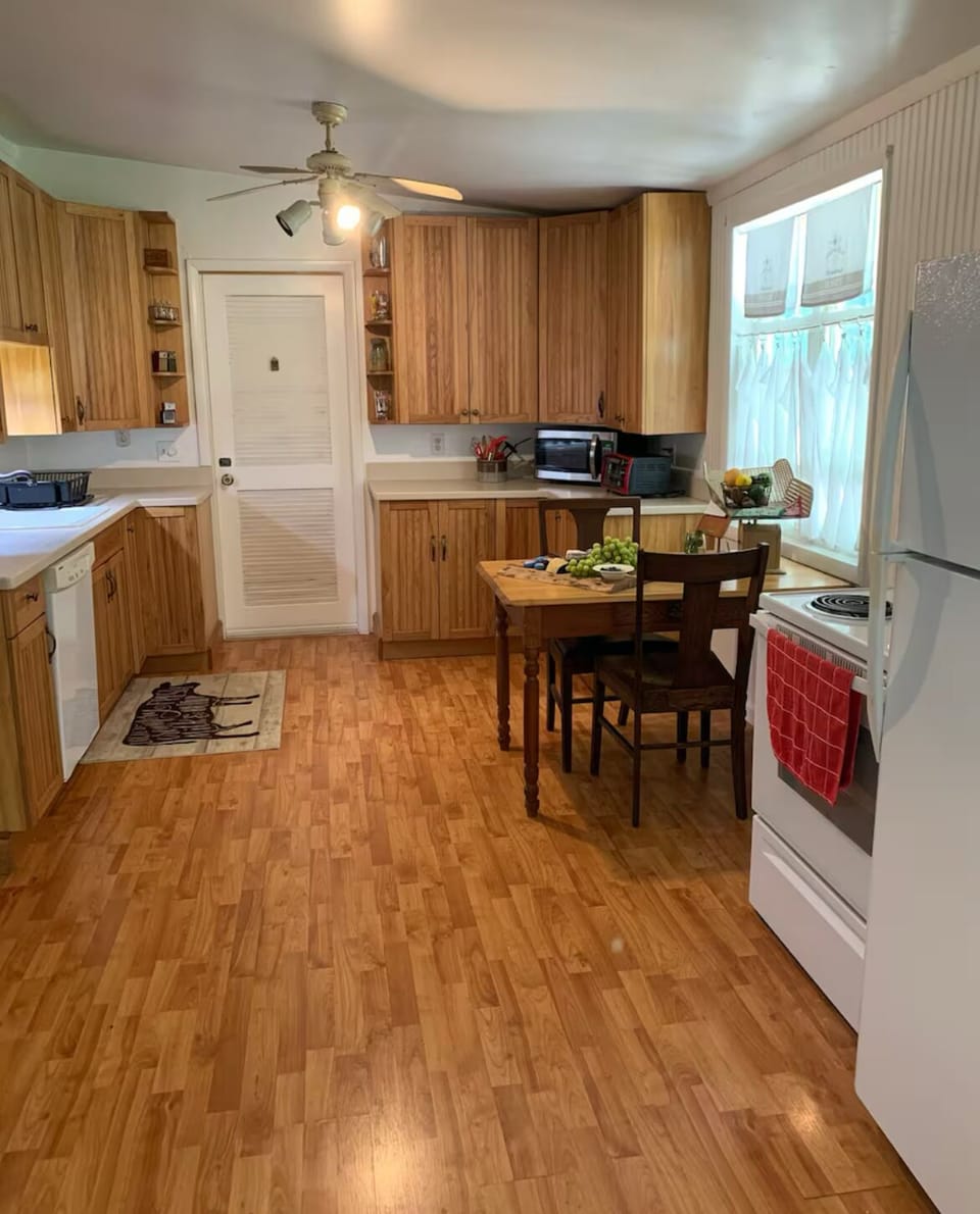 Our fully equipped kitchen. 