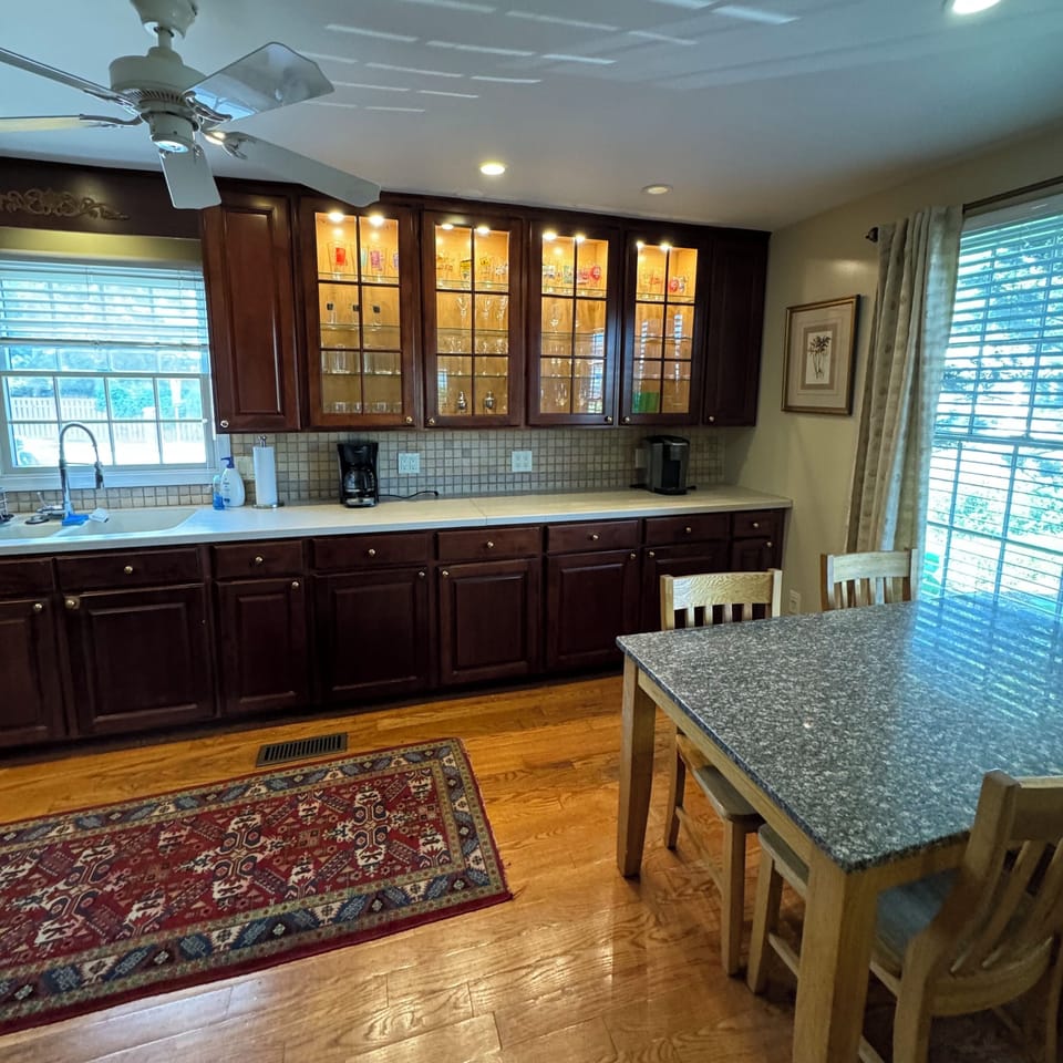Eat in Kitchen