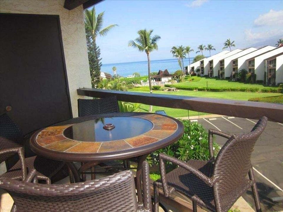 Makai view from the lanai