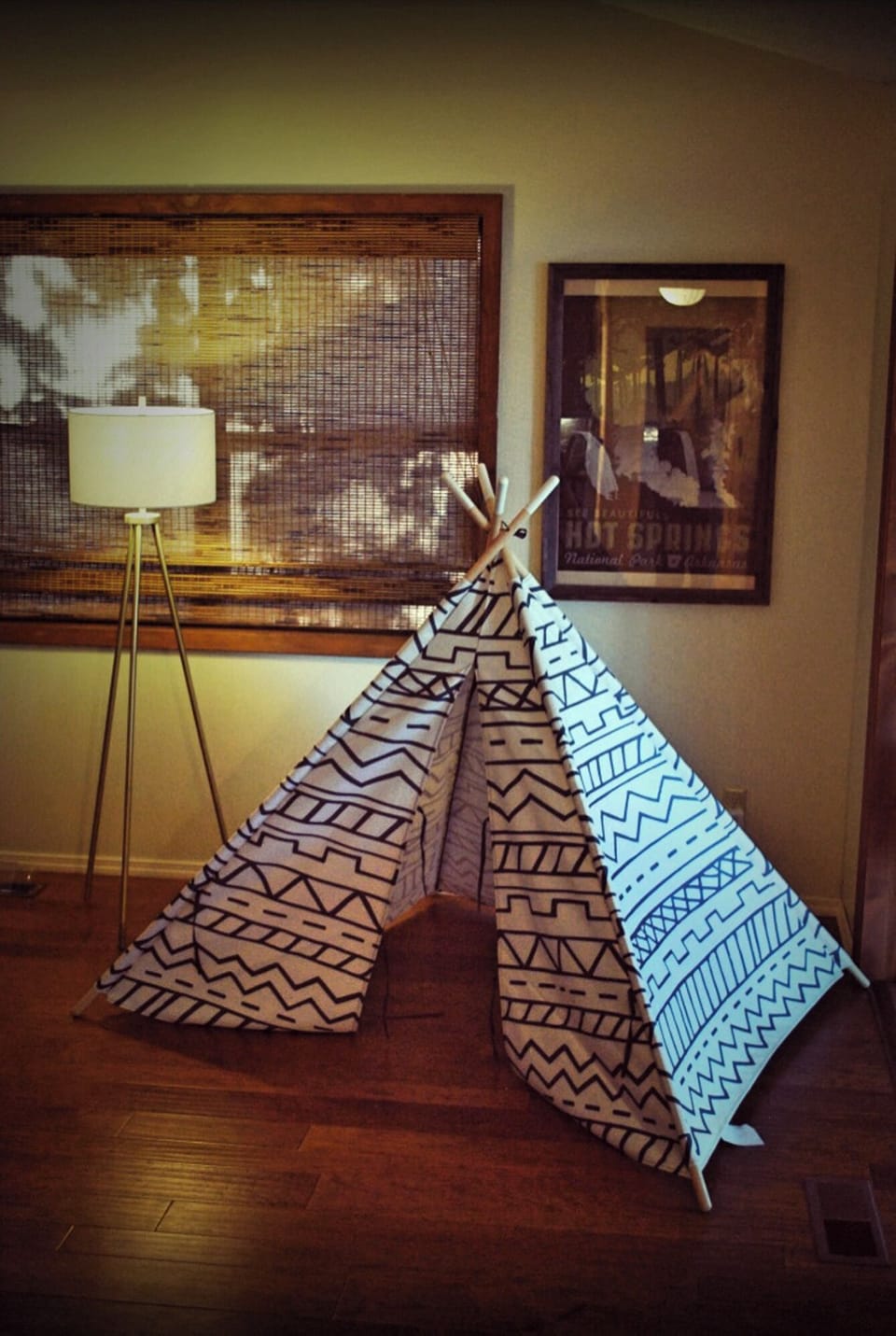 Small tent for the kiddos to play or camp out in (inside only)