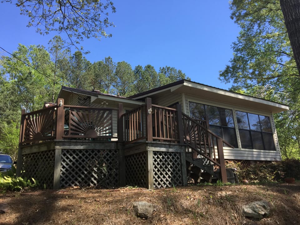 Lakehouse front
