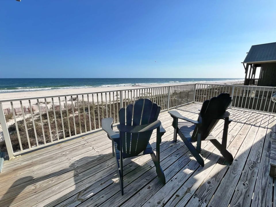 Enjoy your morning coffee or evening oocktail from your private balcony.