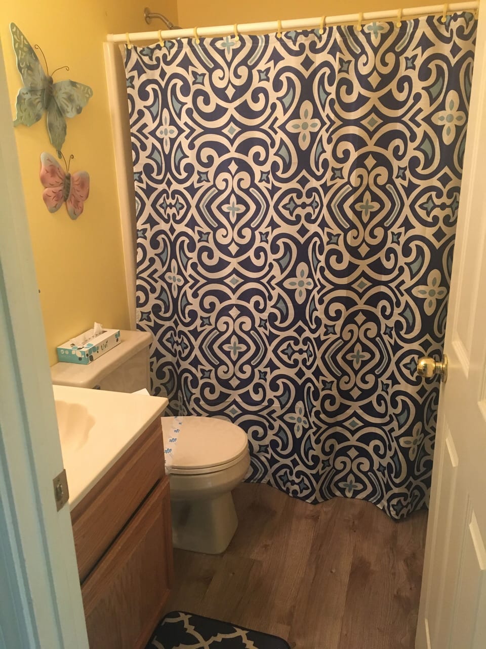 Loft full bathroom 