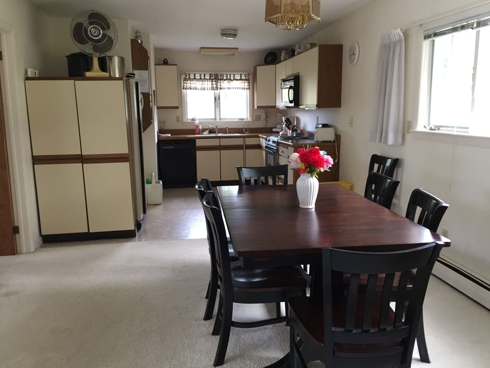 Kitchen & Dining Room