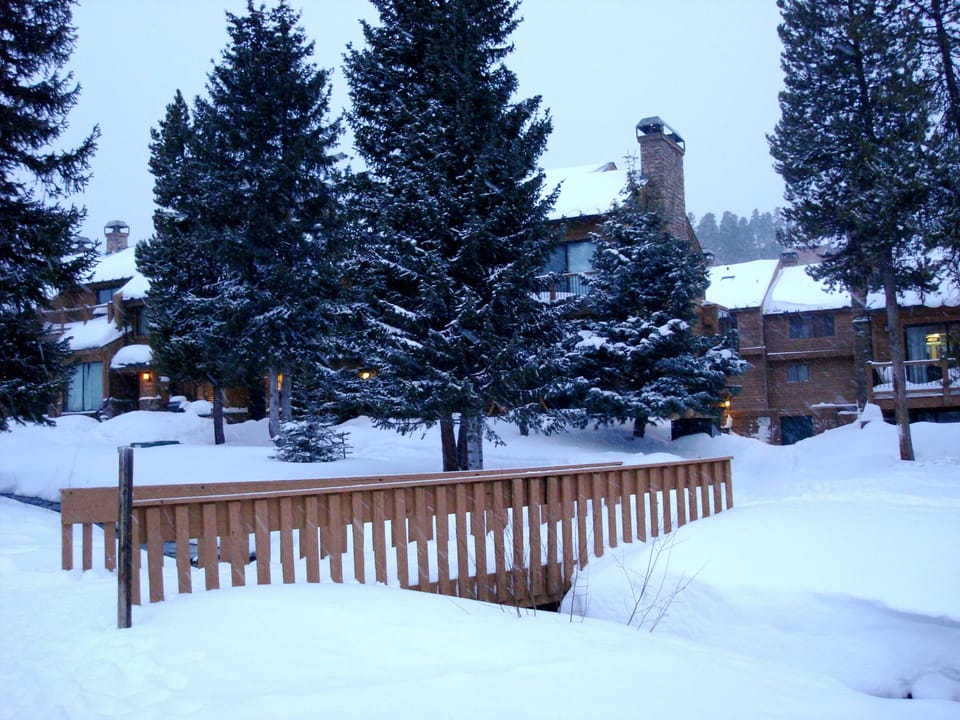 Bridge to the condo from the ski slope. The condo is visible on the right side.