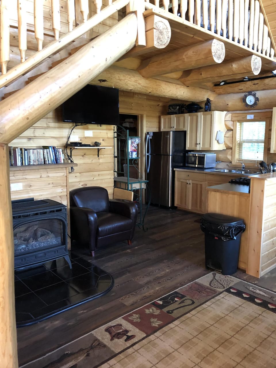 Kitchen & Living Room