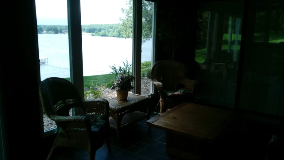 Lakefront sun room