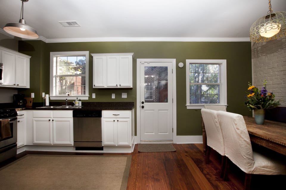 The kitchen is fully stocked with everything you need to cook a big meal.
