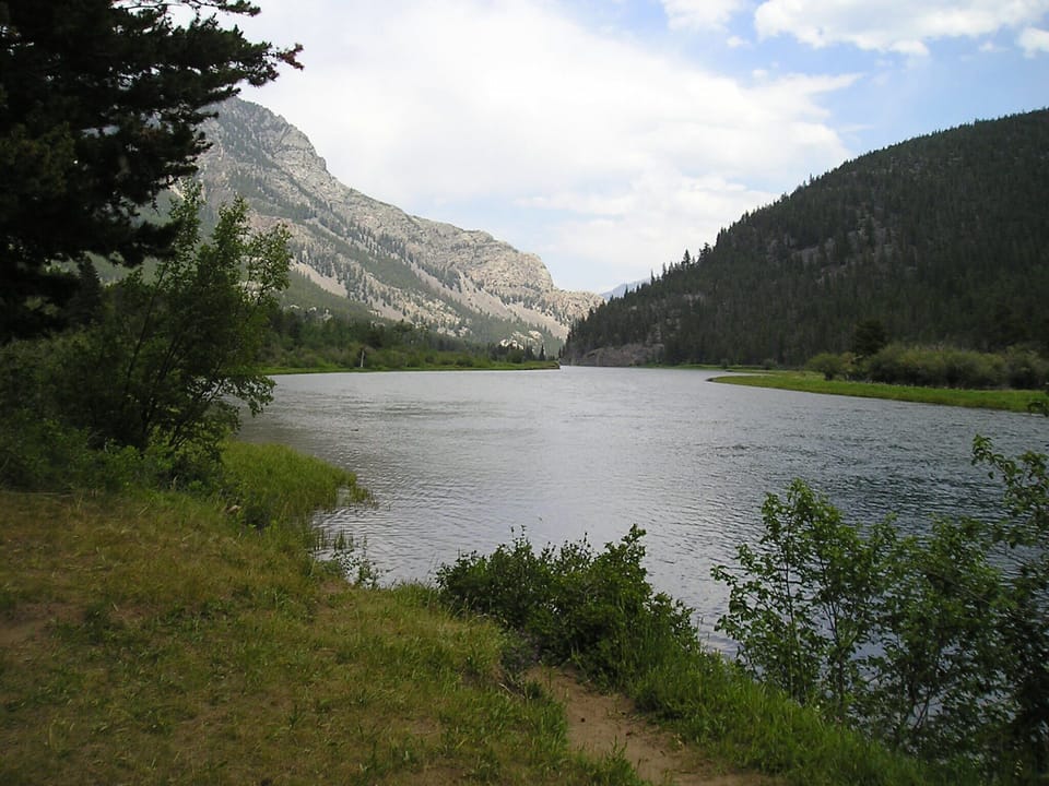 Stillwater River above Woodbine - a short drive and an easy hike 