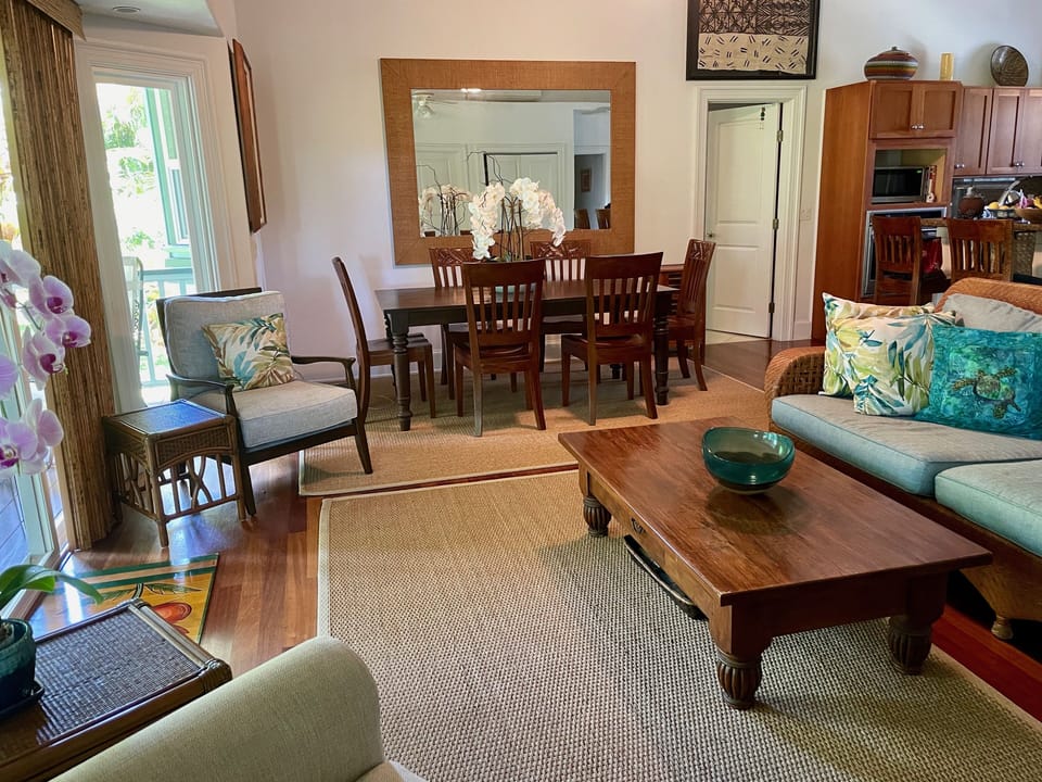 Living/dining room