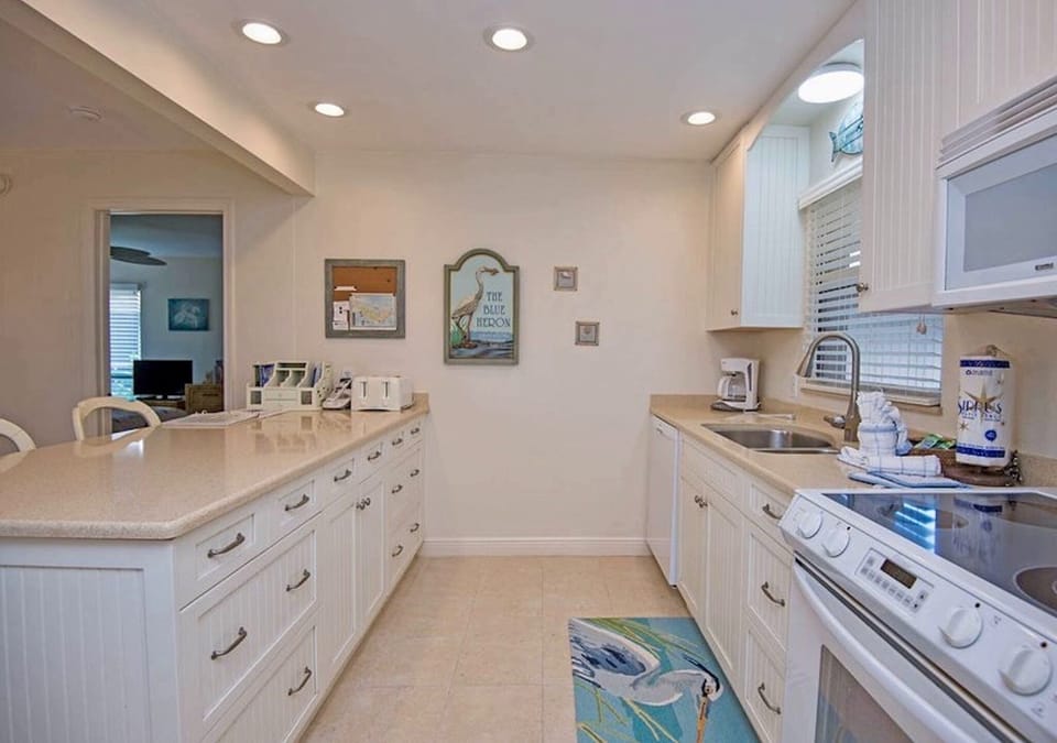 Everything you will need is in this kitchen
