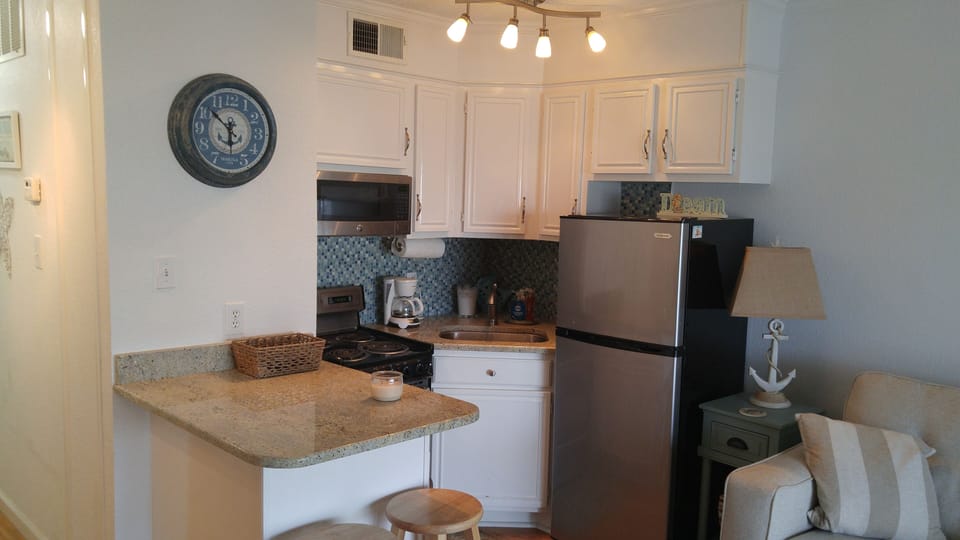 Fully equipped studio kitchen