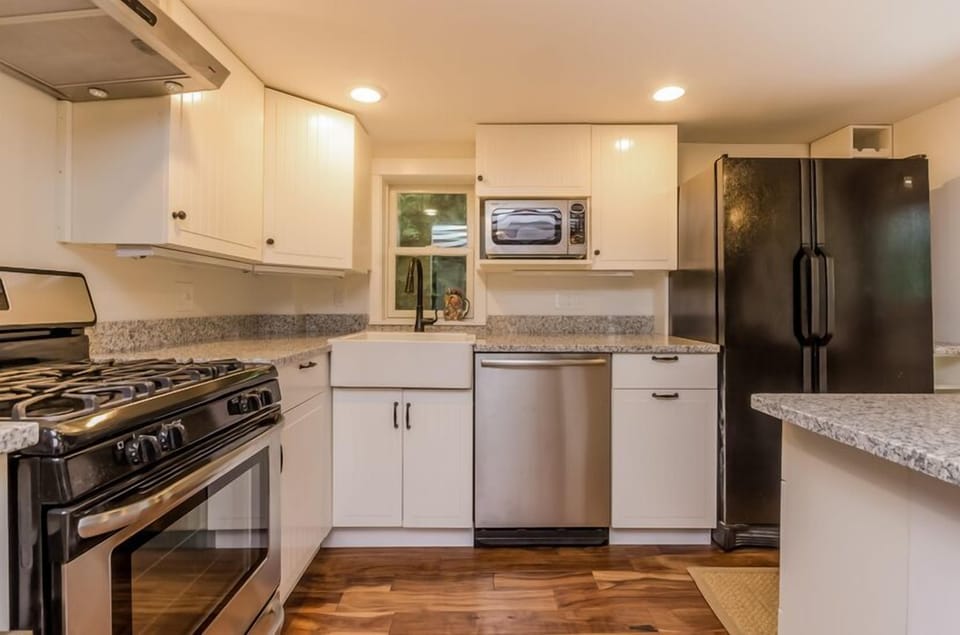 Kitchen close up.