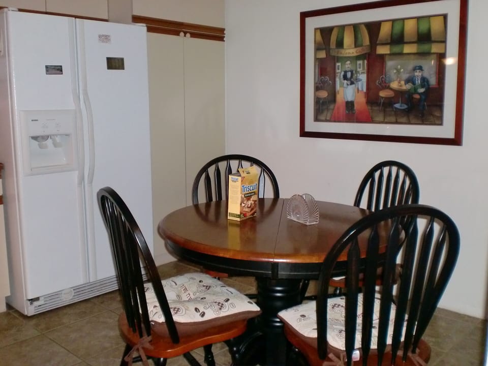 Kitchen nook