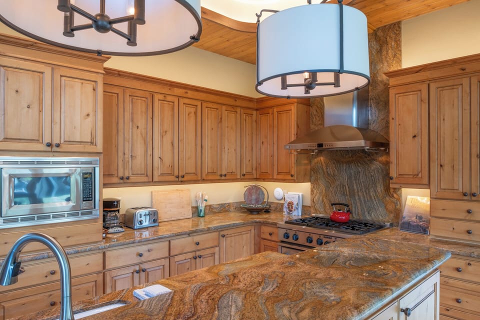Kitchen large enough for several cooks
