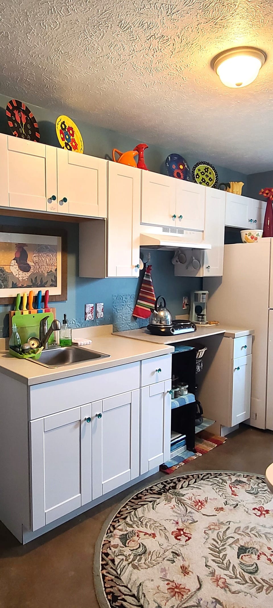 Kitchenette overview