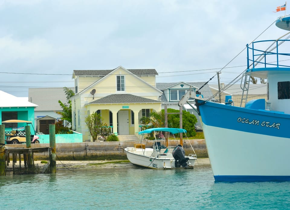 Cottage includes a small dock and boat mooring in SW protected waters 