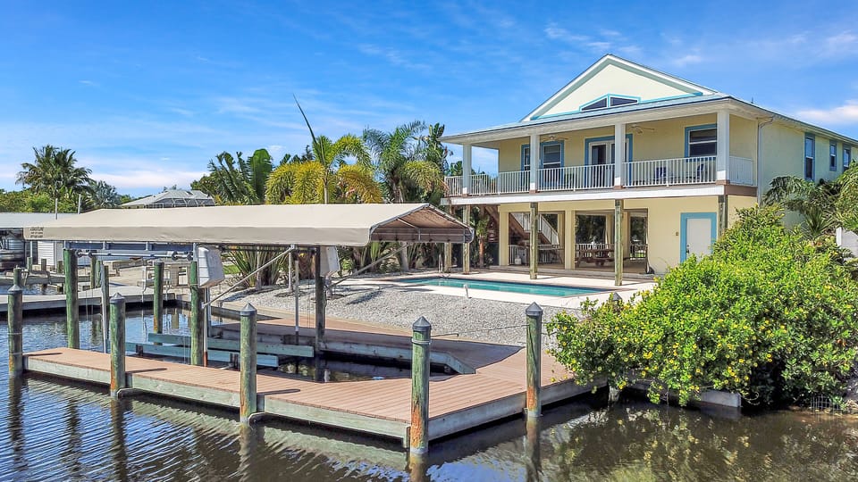 Dock accommodates 30' boat in the water and 24' on lift (if available.)