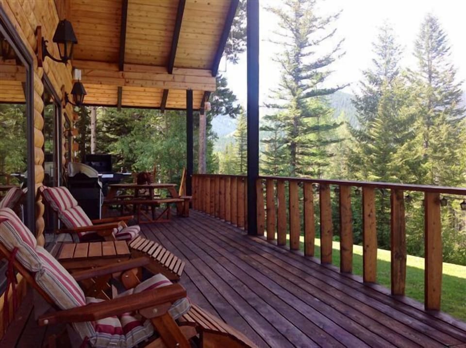 Sit on the deck in the mornings with your coffee and watch the Humming birds.