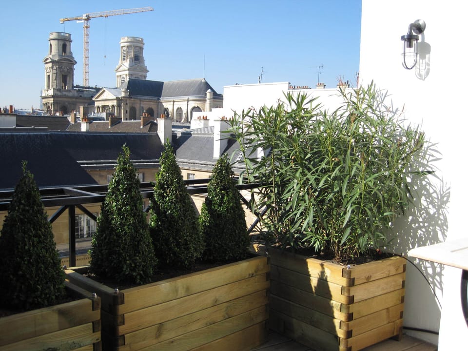 Terrace - View to Saint Sulpice