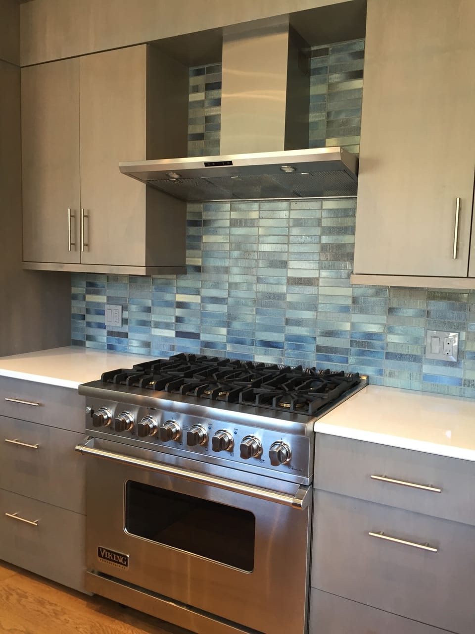 Viking 6 burner gas stove and electric oven