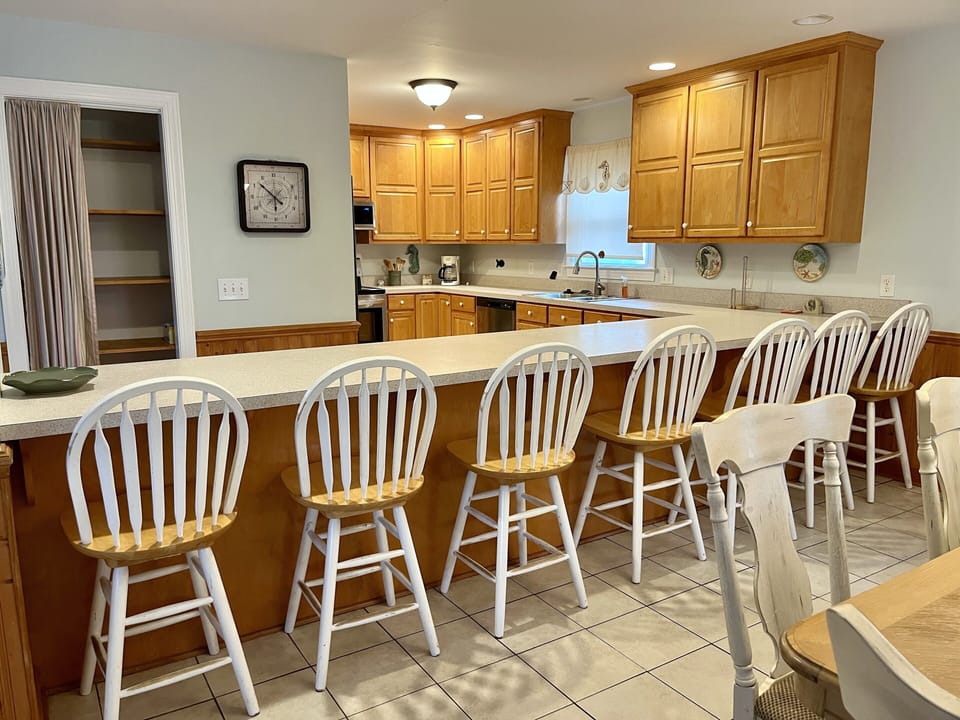 Looking into the kitchen