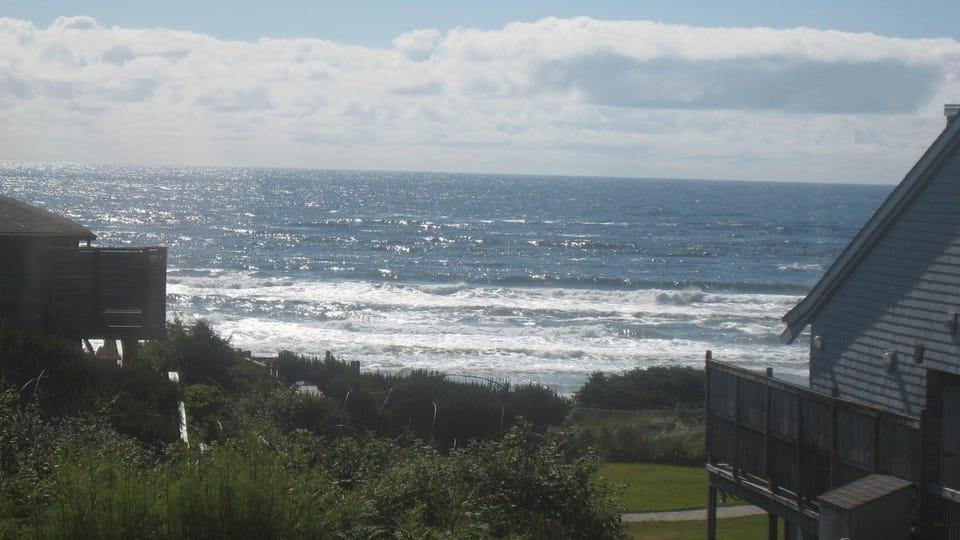 Beach/ocean view