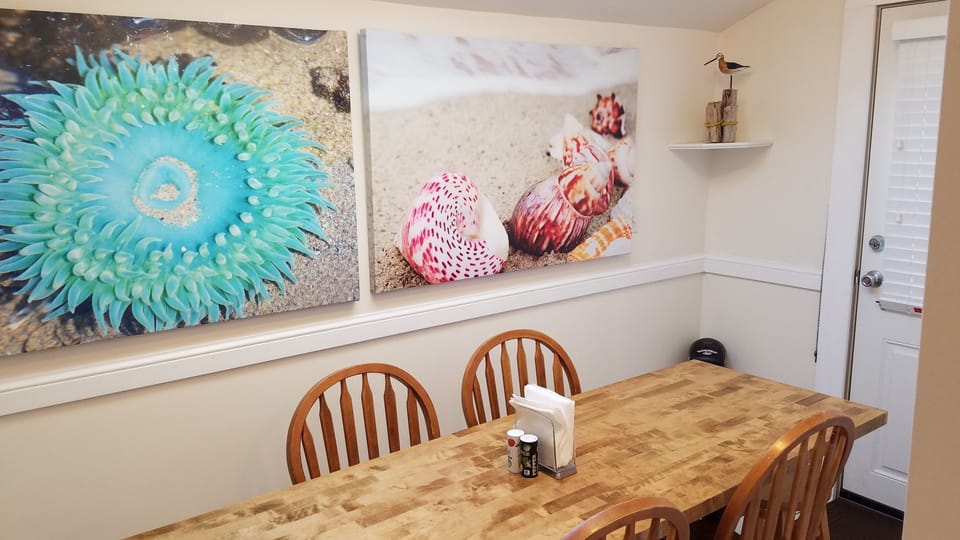 Dining table --door to West Patio