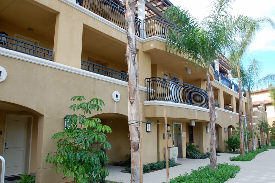 Outside view of 3 floor complex