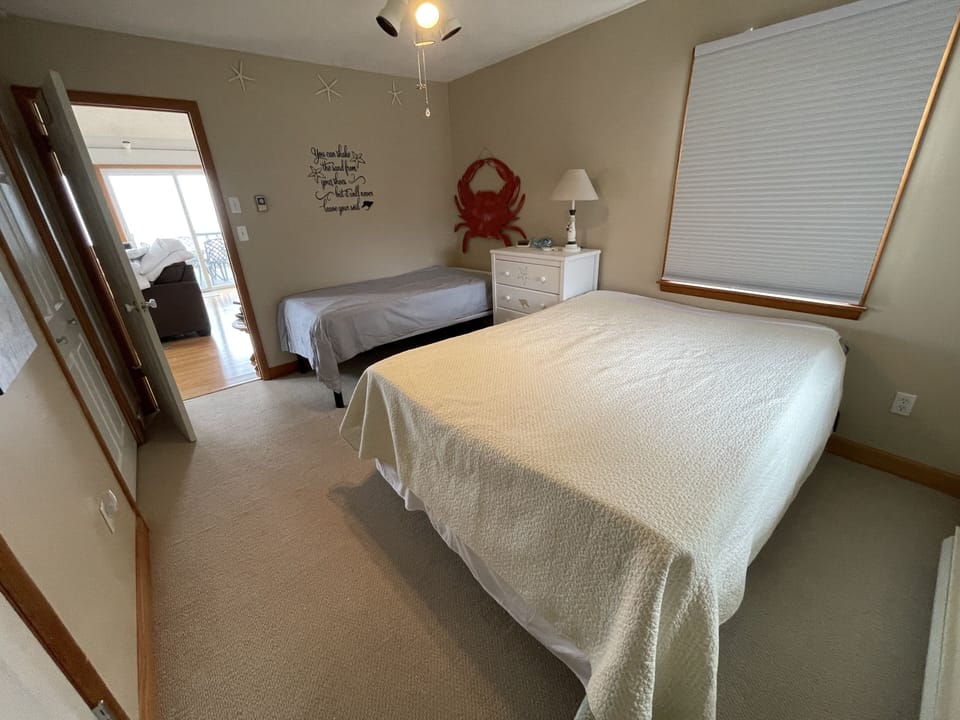 Second bedroom with queen and twin