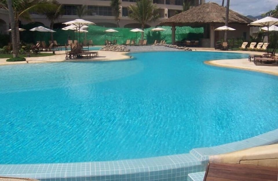 Bay View Grand North Pool