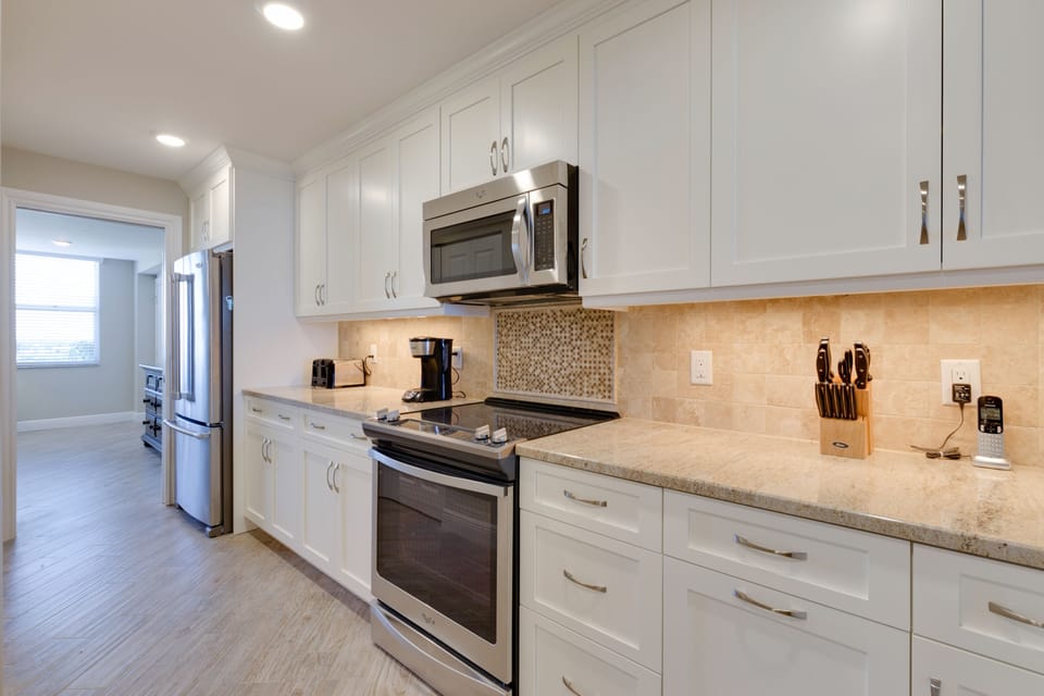 Kitchen facing den