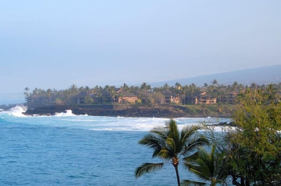 Kanaloa at Kona Resort, across Keauhou Bay