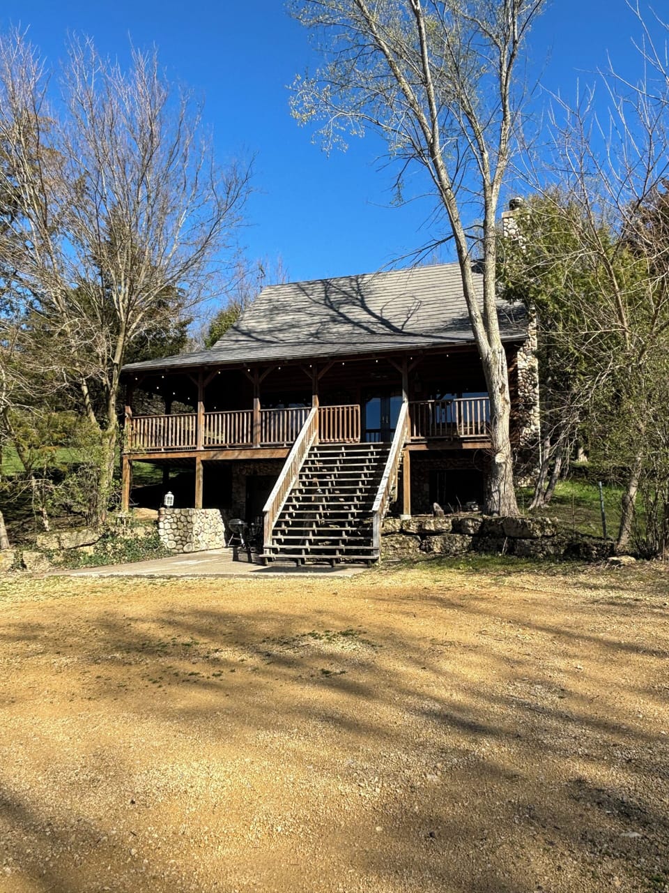 Fisherman’s Cabin (Front View) overlooking 5-acre lake