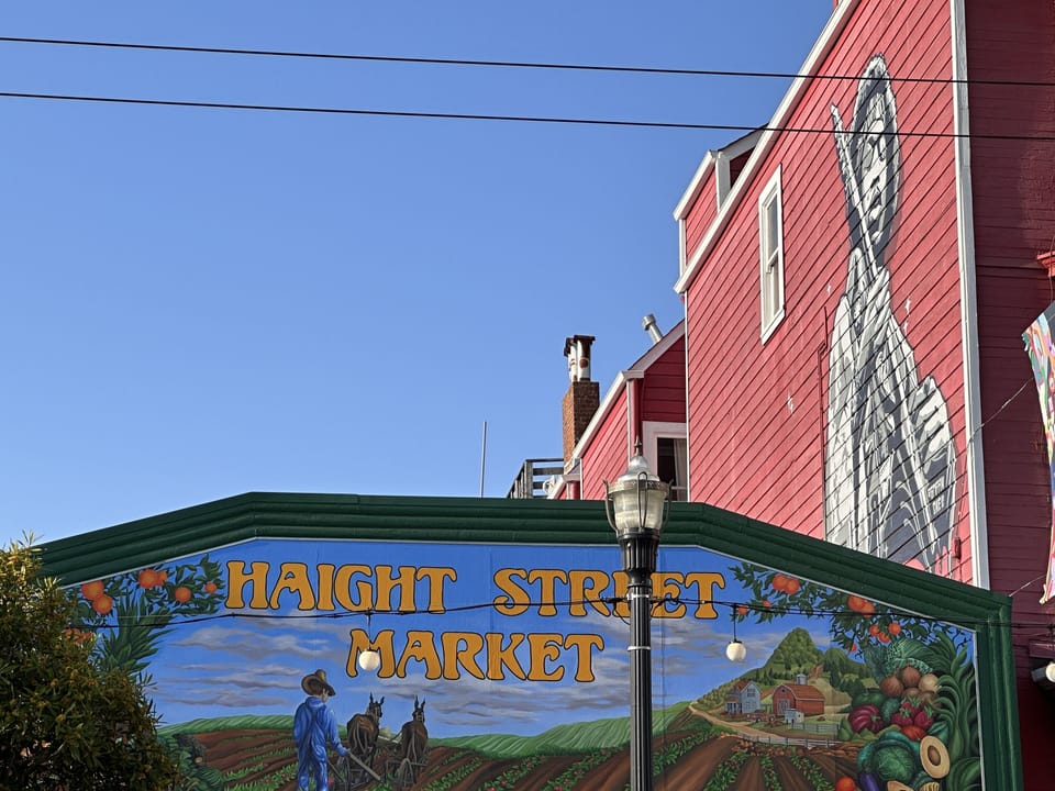 Fantastic Grocery Store 2.5 blocks!