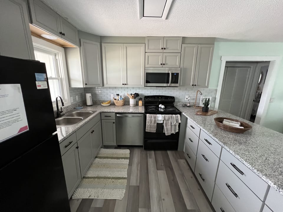 Kitchen Area and Seating 