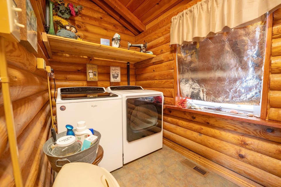 Full capacity machines are located between the kitchen and the 2nd living room.